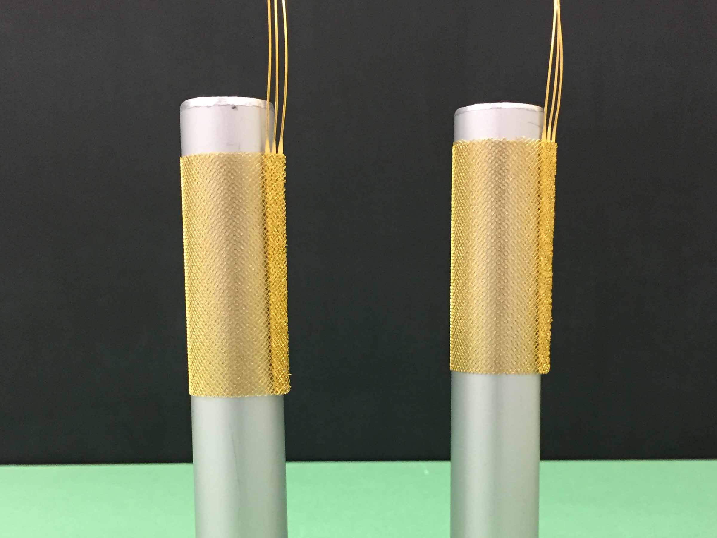 Gold_grid_2_tubular_basket_mesh_gauze_fabric_platinum_silver_SOFC_test_PEM_wet_electrochemistry_counter_electrodes_fuel_cell_wire_fil_platine_pt_or_au_toile_tissu_ideal_curr_collect_manufacturer_fabricant_supplier_heraeus_advent_goodfellows_AlfaAesar.jpg